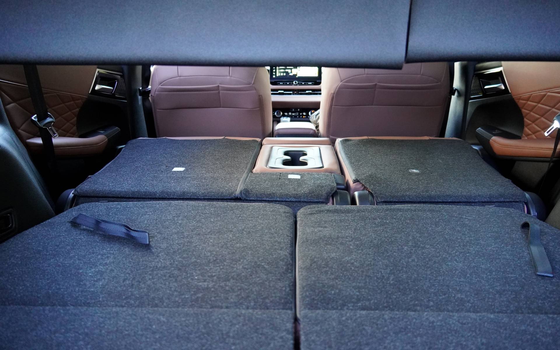 <p>Mitsubishi Outlander GT Premium 2025</p>