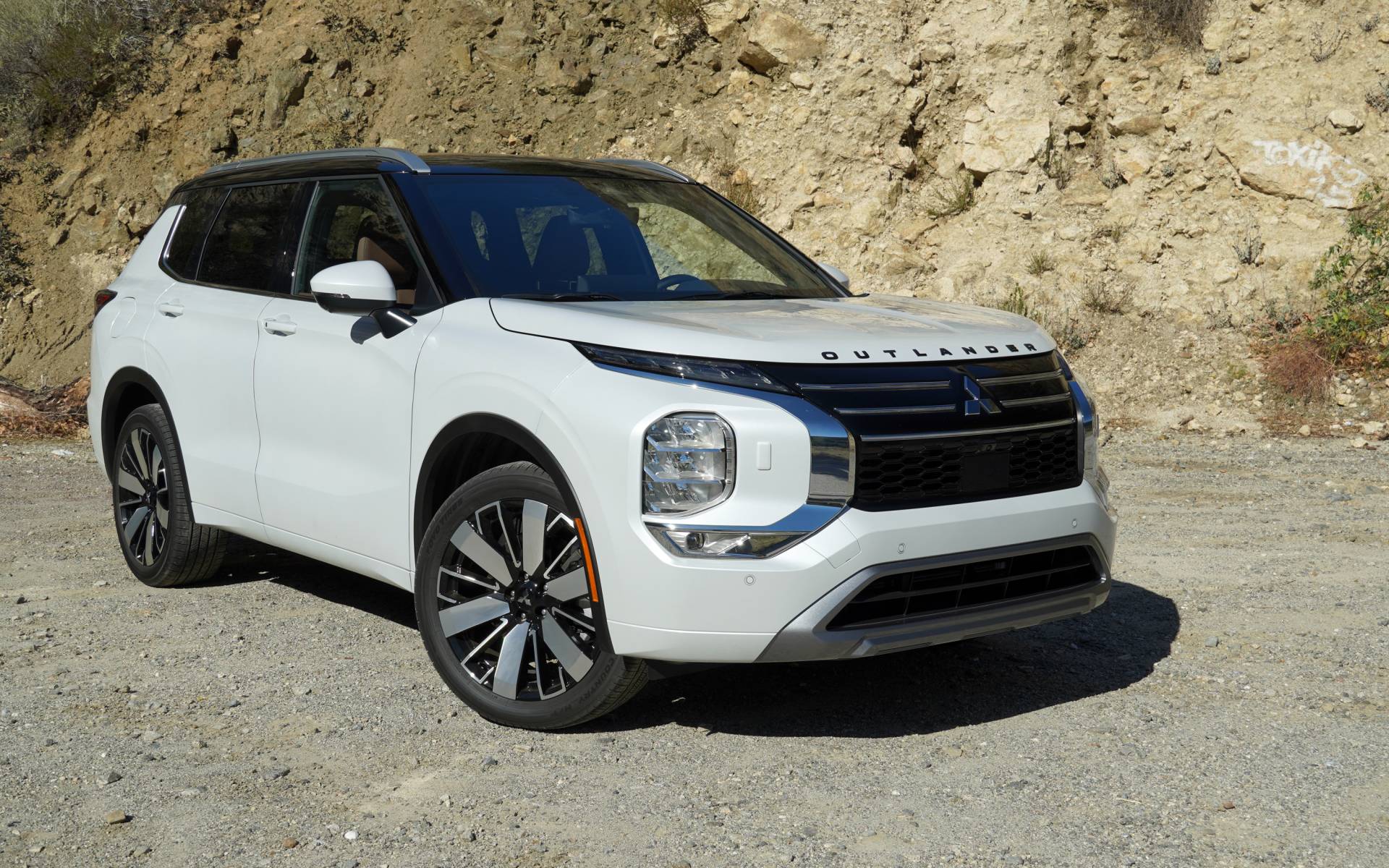 <p>2025 Mitsubishi Outlander GT-Premium</p>