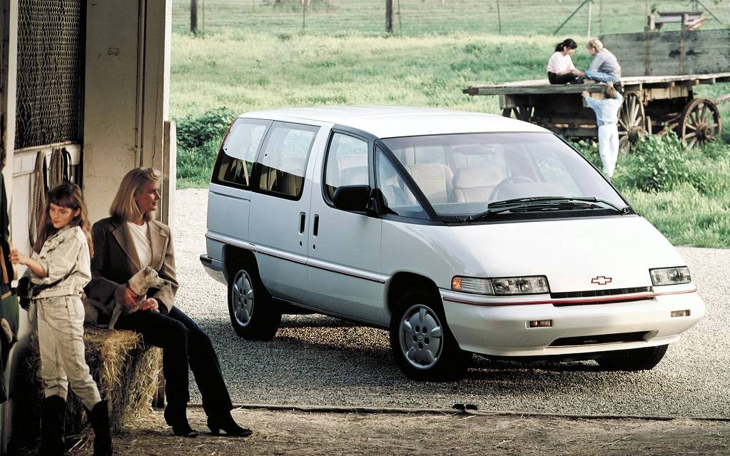 <p>Chevrolet Lumina APV 1990</p>