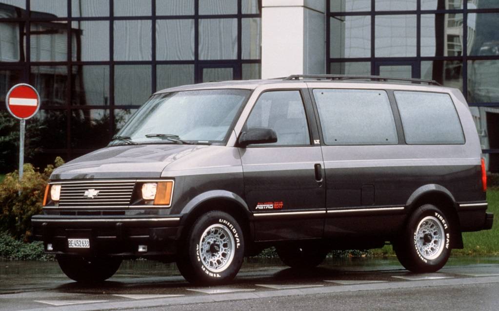 <p>Chevrolet Astro 1993</p>