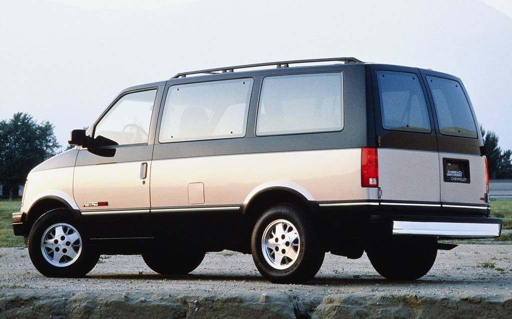 <p>Chevrolet Astro 1993</p>