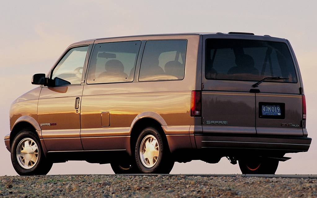 <p>GMC Safari 1995</p>