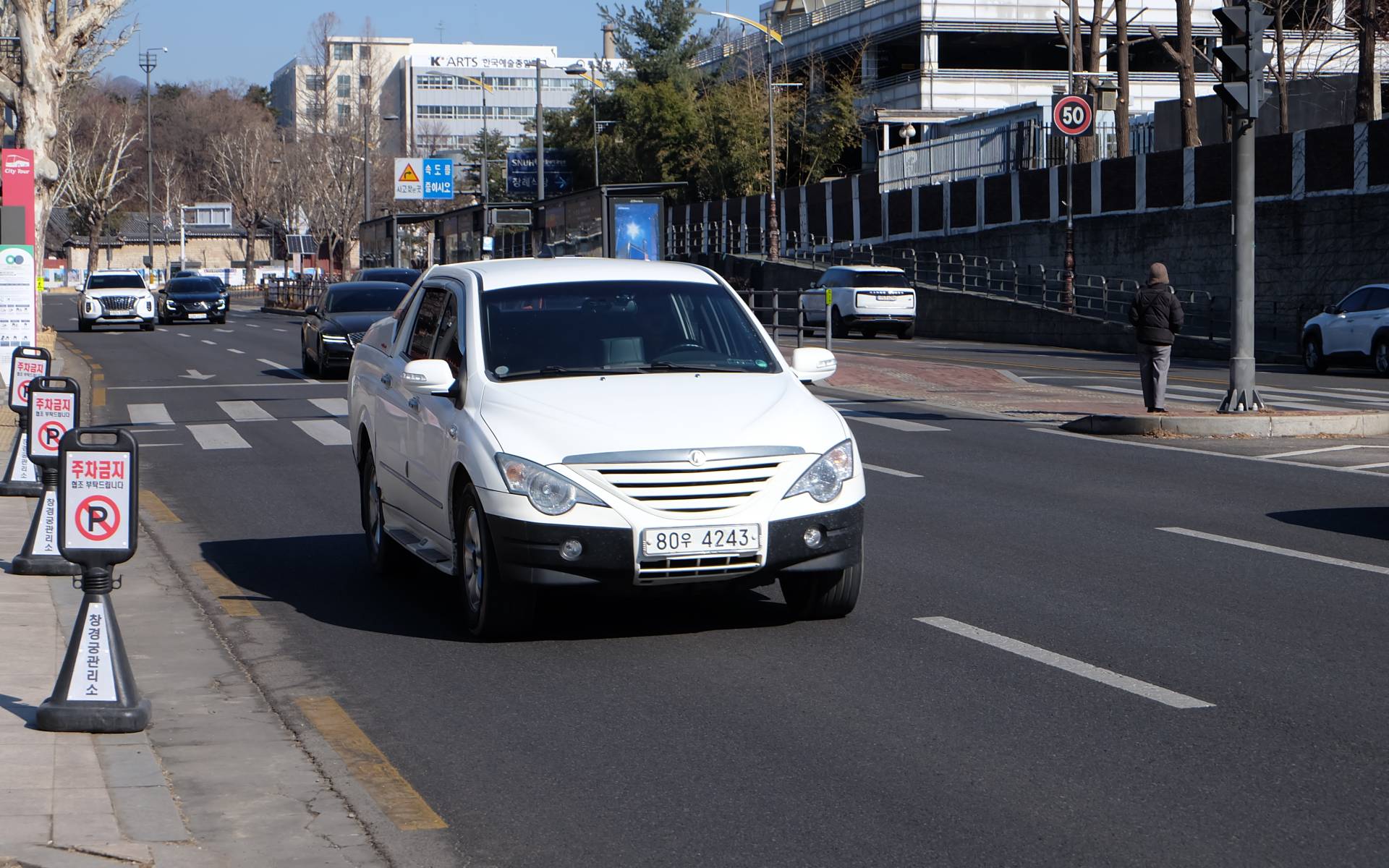 <p>Le Ssangyong Actyon Sports, un camion au design plutôt atypique!</p>