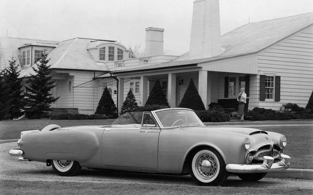 <p>Packard Pan-American 1952</p>