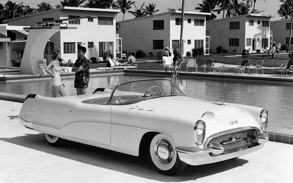 <p>Buick Wildcat 1953</p>