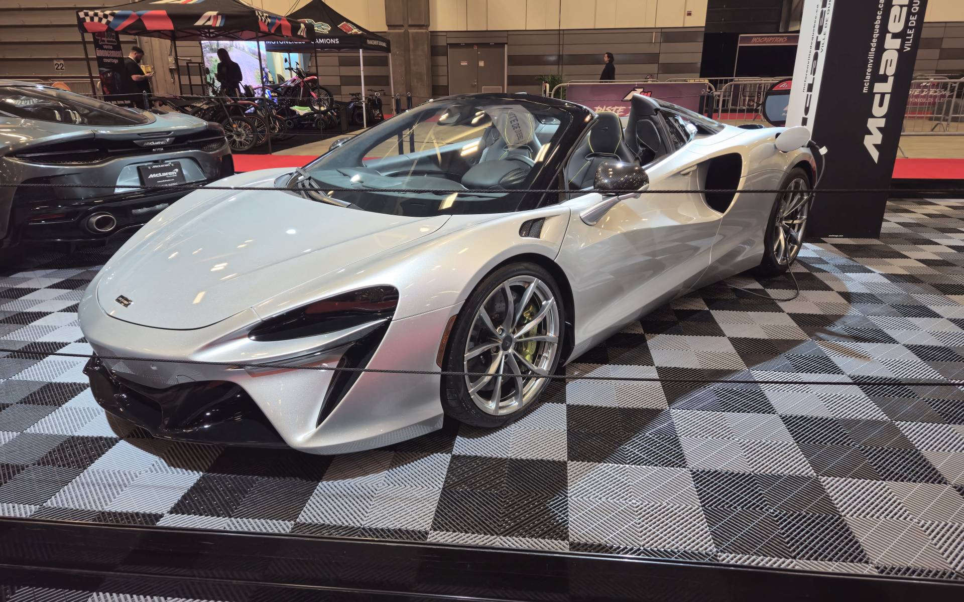 <p>McLaren Artura Spider 2025</p>