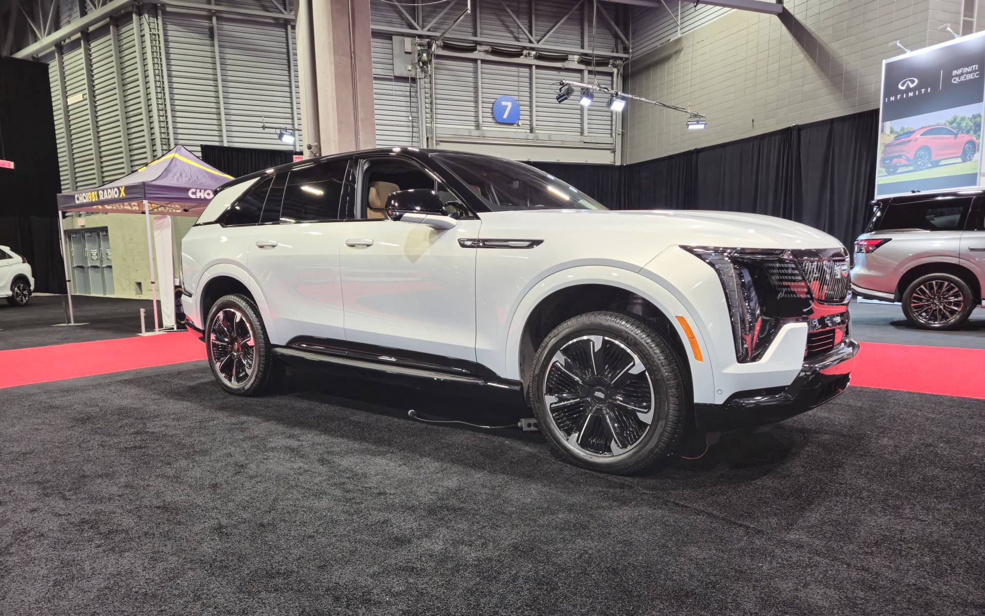 <p>Cadillac Escalade IQ 2025</p>