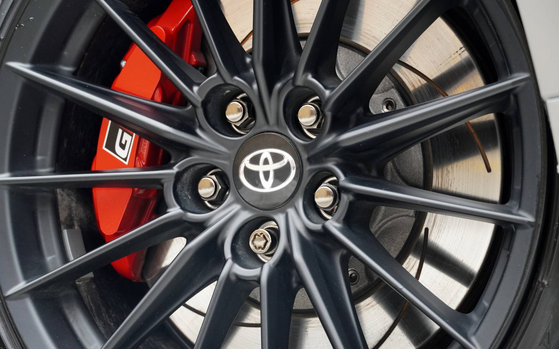 <p>Toyota GR Corolla Premium 2025</p>