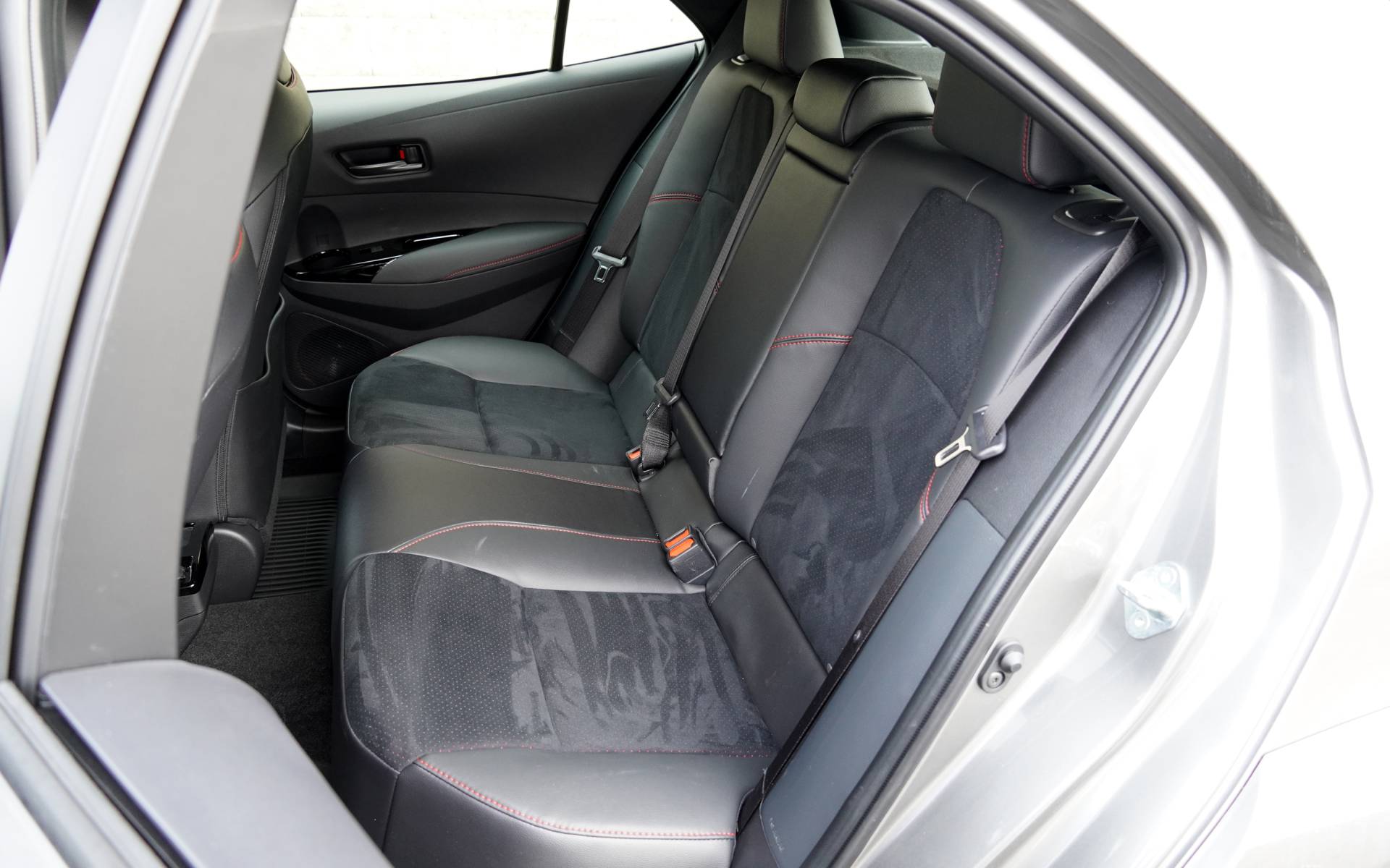 <p>Toyota GR Corolla Premium 2025</p>