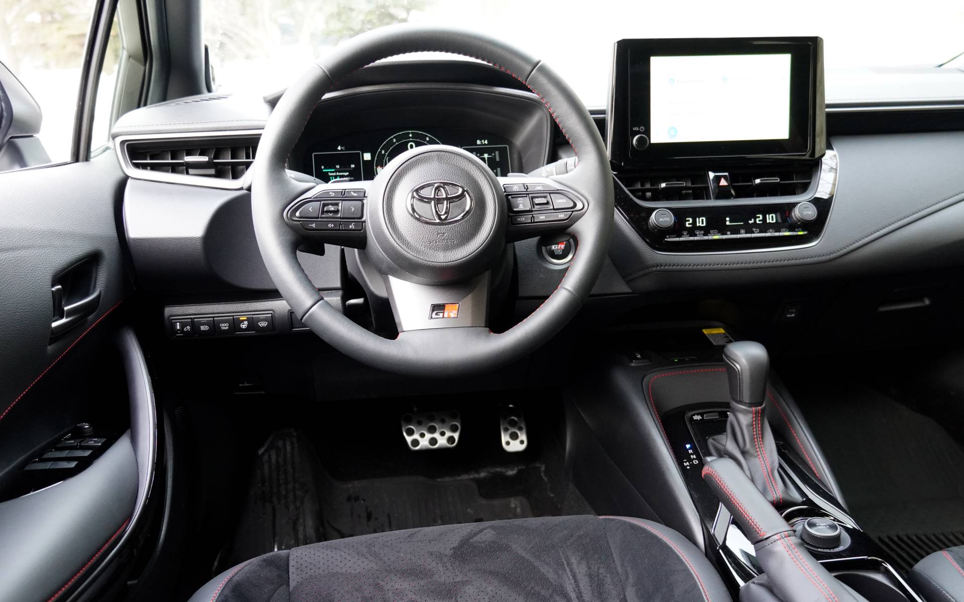 <p>Toyota GR Corolla Premium 2025</p>