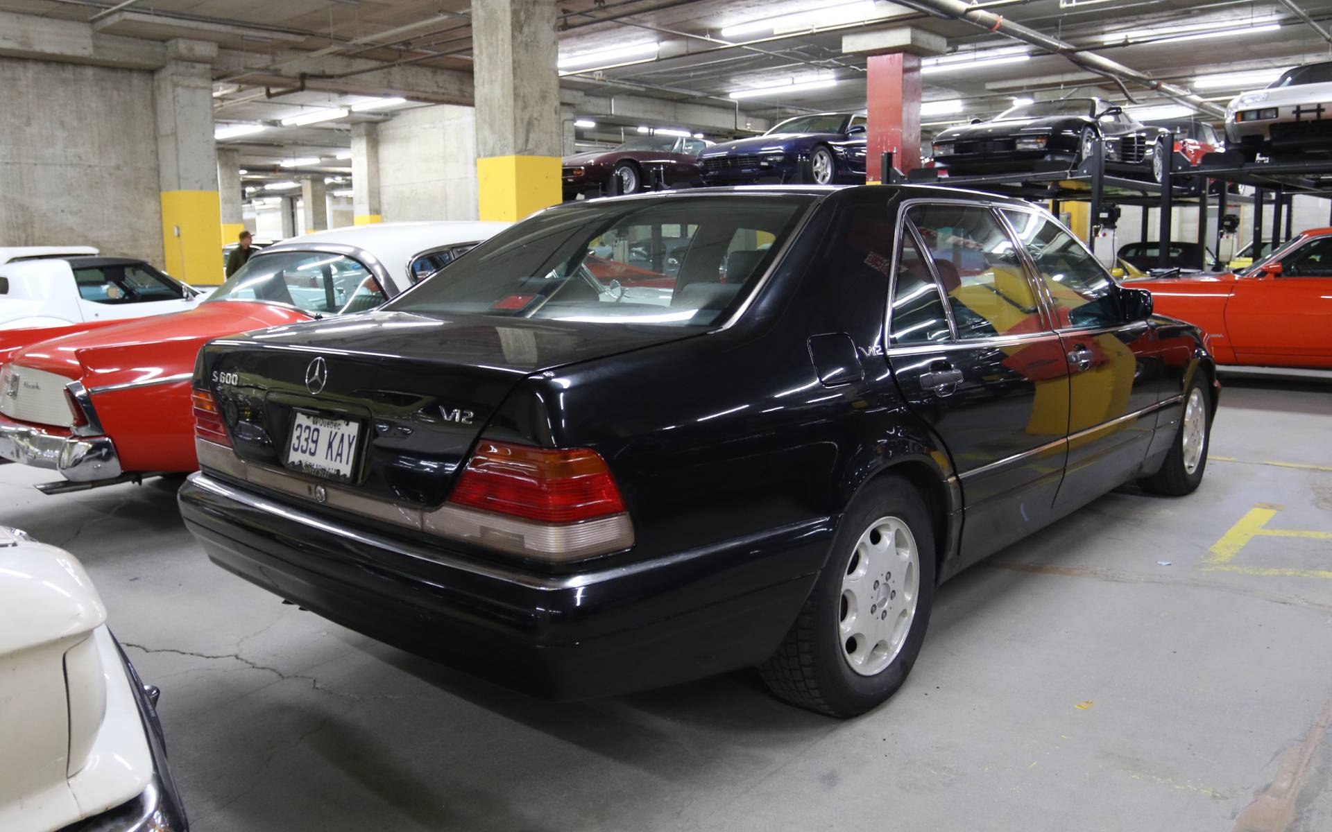 <p>Mercedes-Benz S600 1995</p>