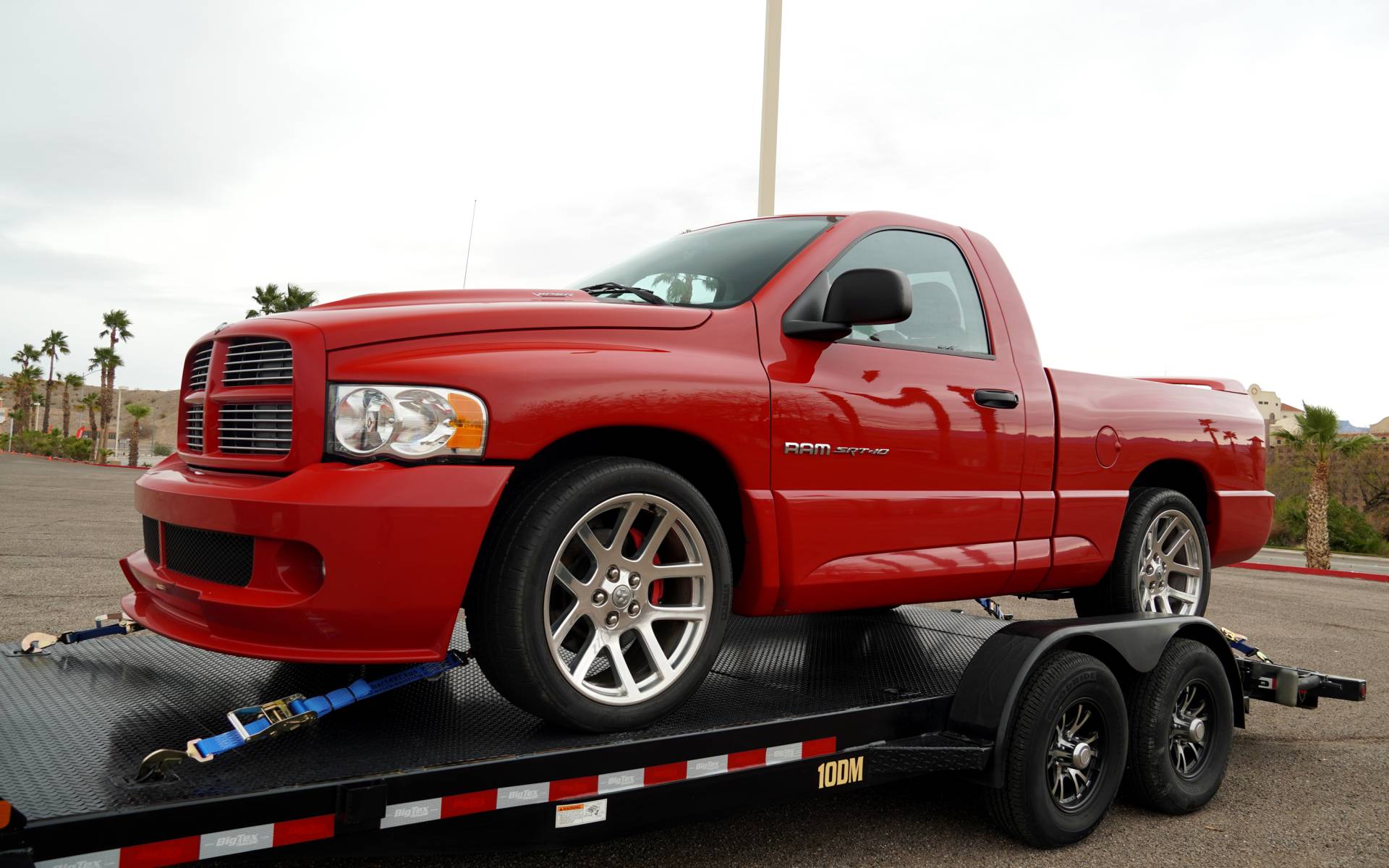 <p>Dodge Ram SRT-10&nbsp;2004</p>