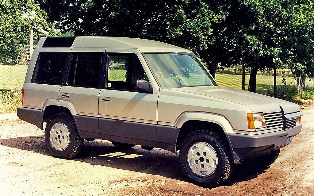 <p>Étude de style pour le Land Rover Discovery 1</p>