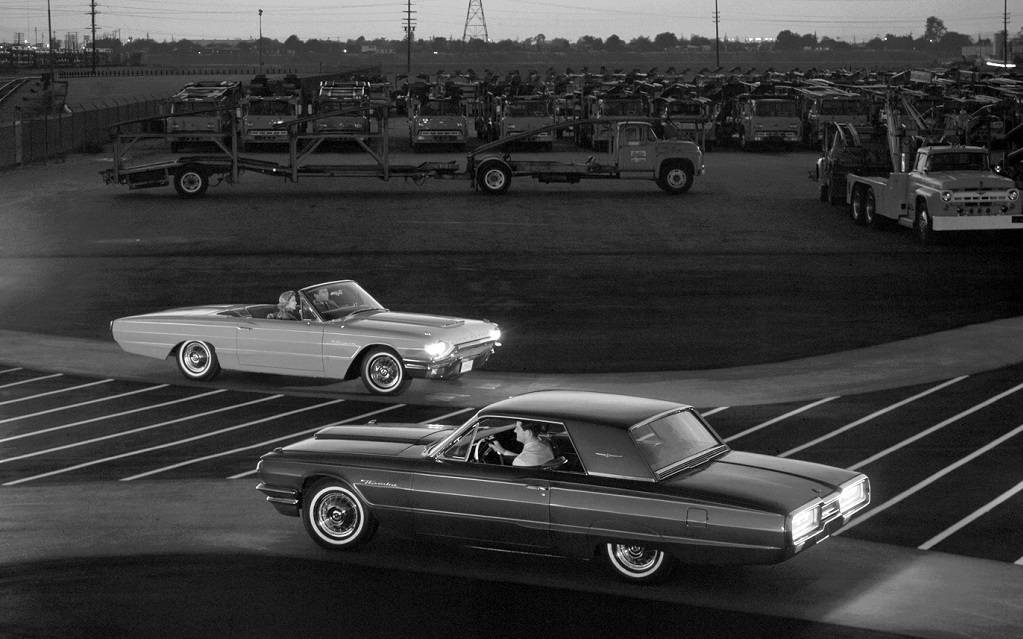 <p>Ford Thunderbird 1964</p>