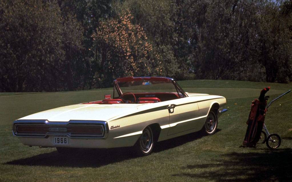 <p>Ford Thunderbird 1966</p>