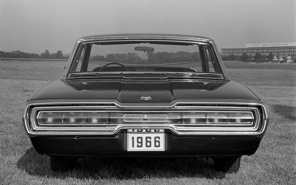 <p>Ford Thunderbird 1966</p>