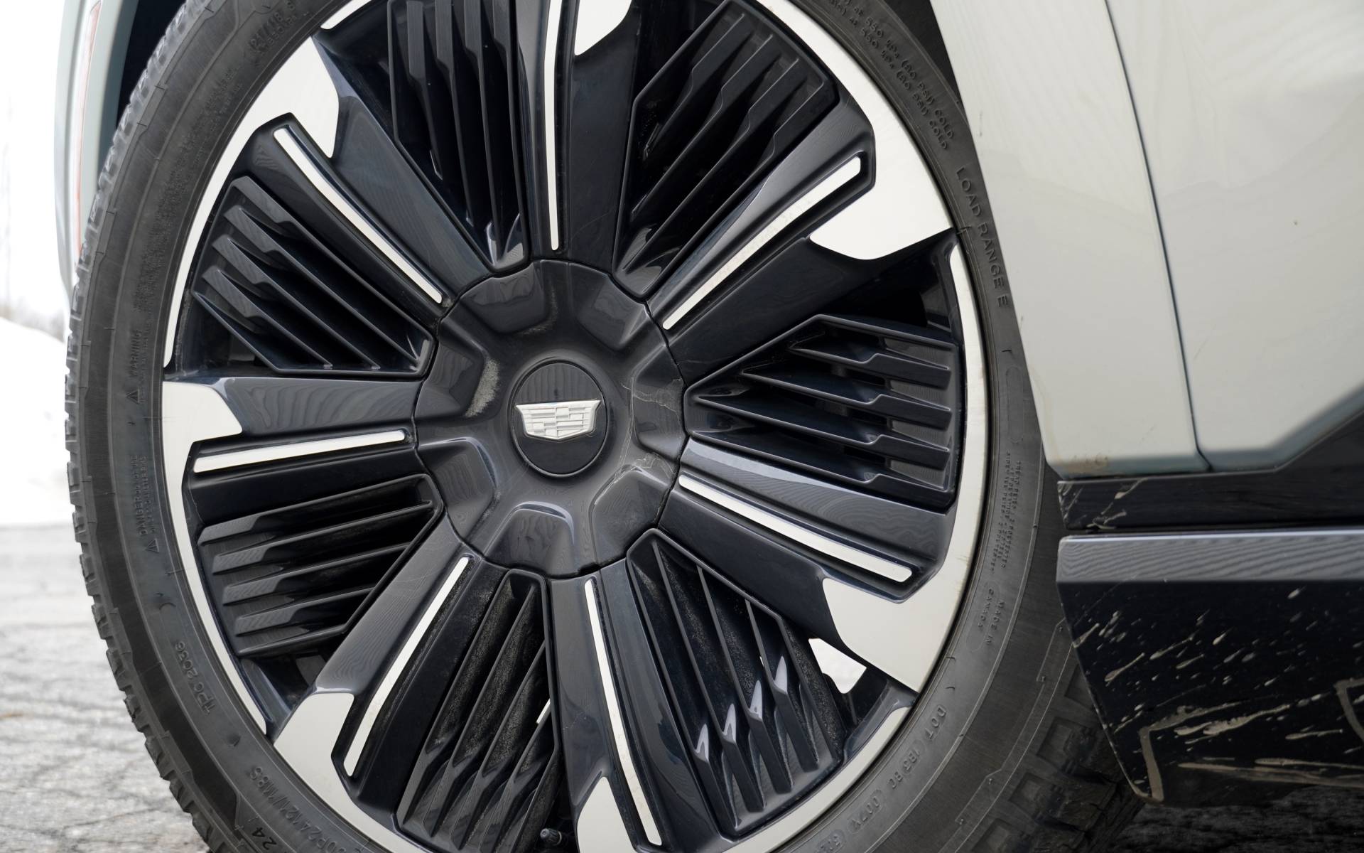 <p>Cadillac Escalade IQ 2025</p>