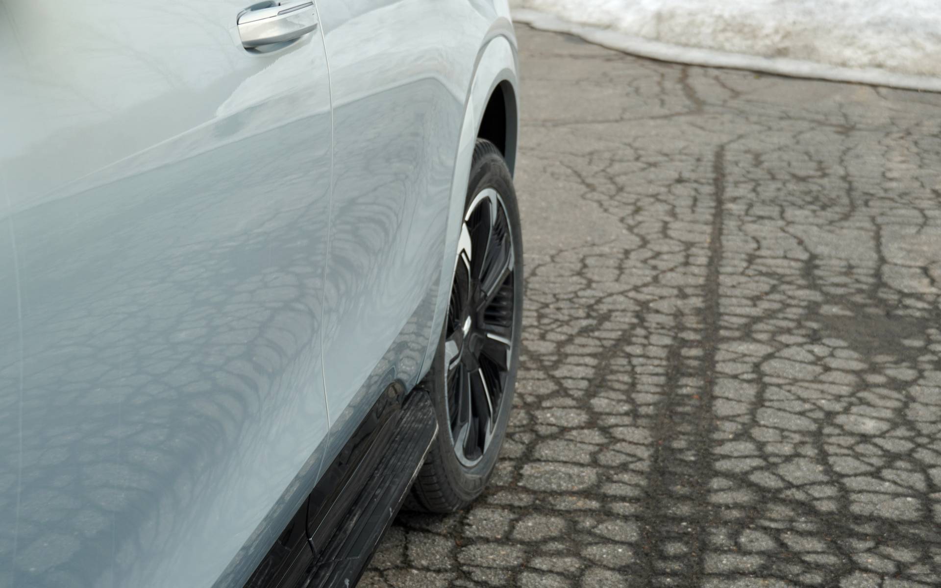 <p>Cadillac Escalade IQ 2025</p>