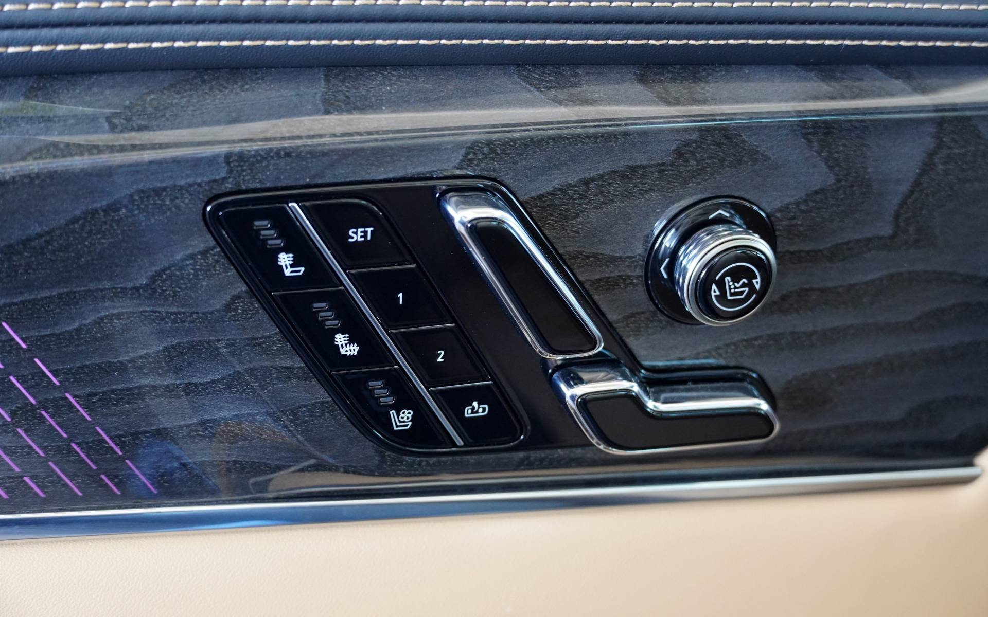 <p>Cadillac Escalade IQ 2025</p>