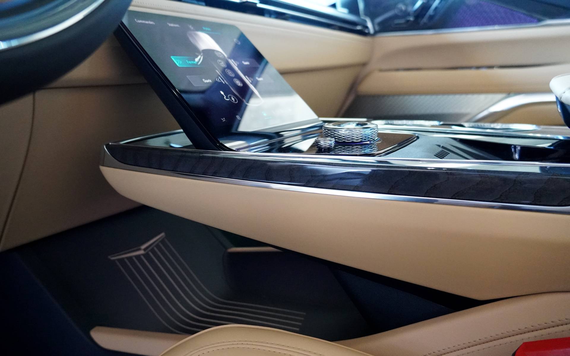 <p>2025 Cadillac Escalade IQ</p>