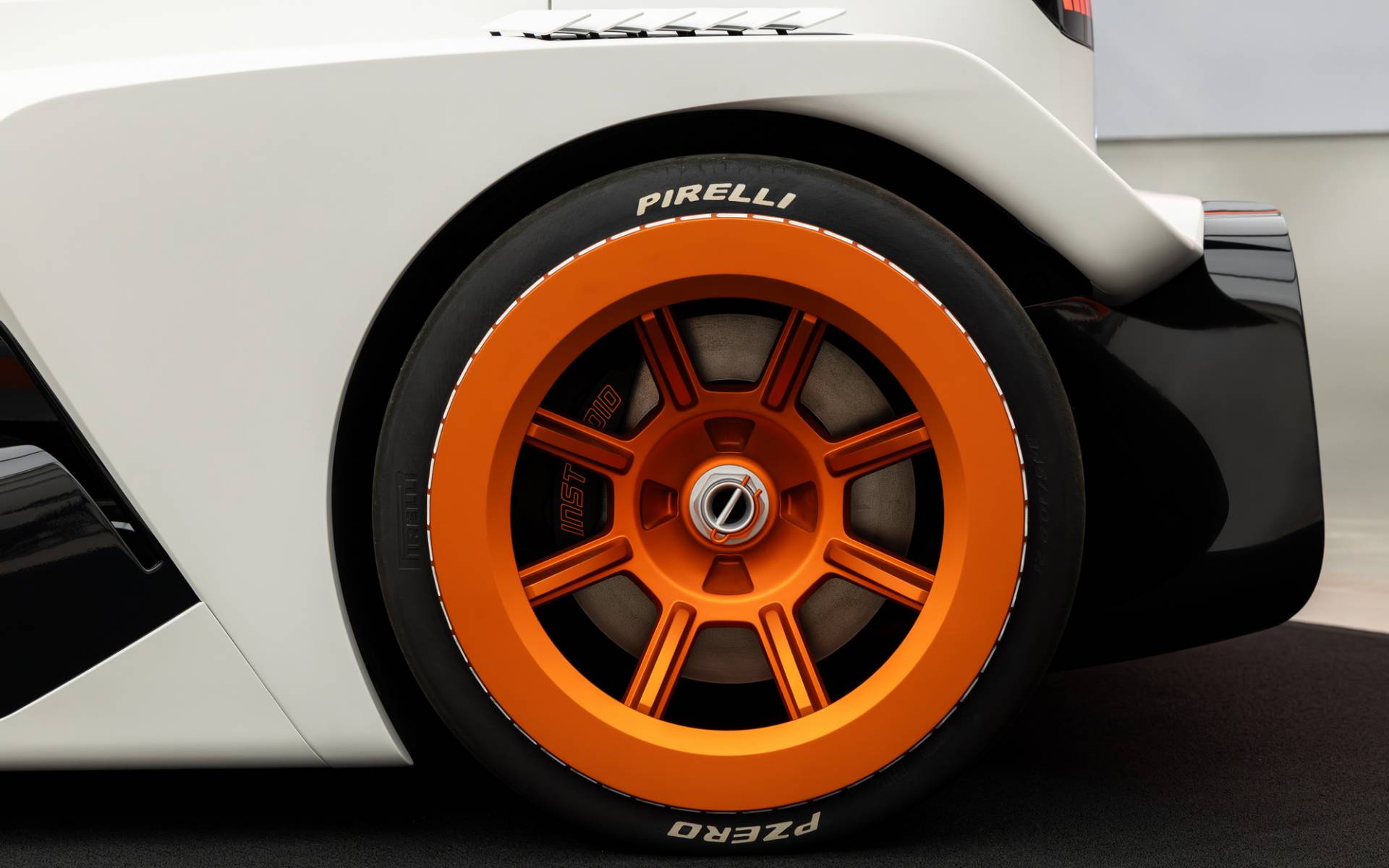 <p>Hyundai Insteroid Concept</p>