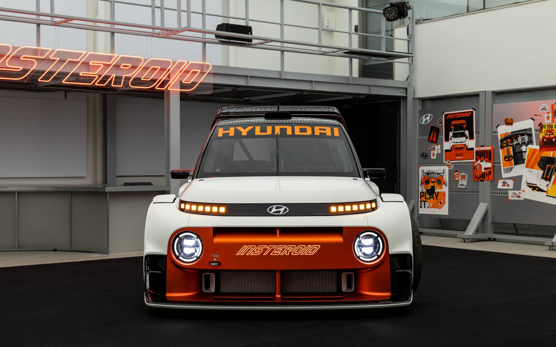 <p>Hyundai Insteroid Concept</p>
