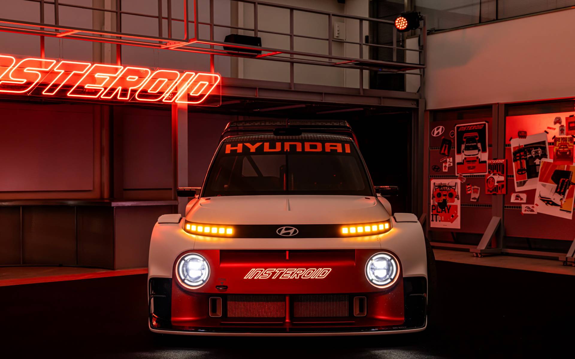 <p>Hyundai Insteroid Concept</p>