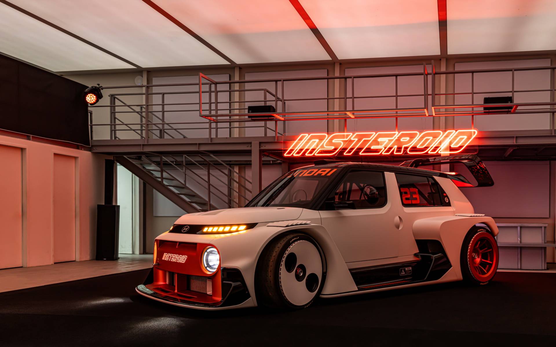 <p>Hyundai Insteroid Concept</p>