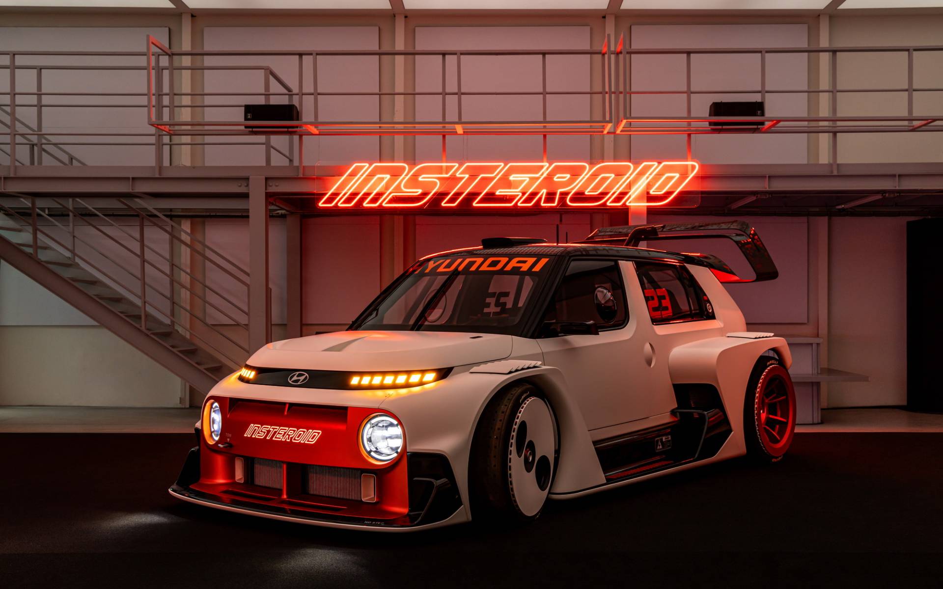 <p>Hyundai Insteroid Concept</p>