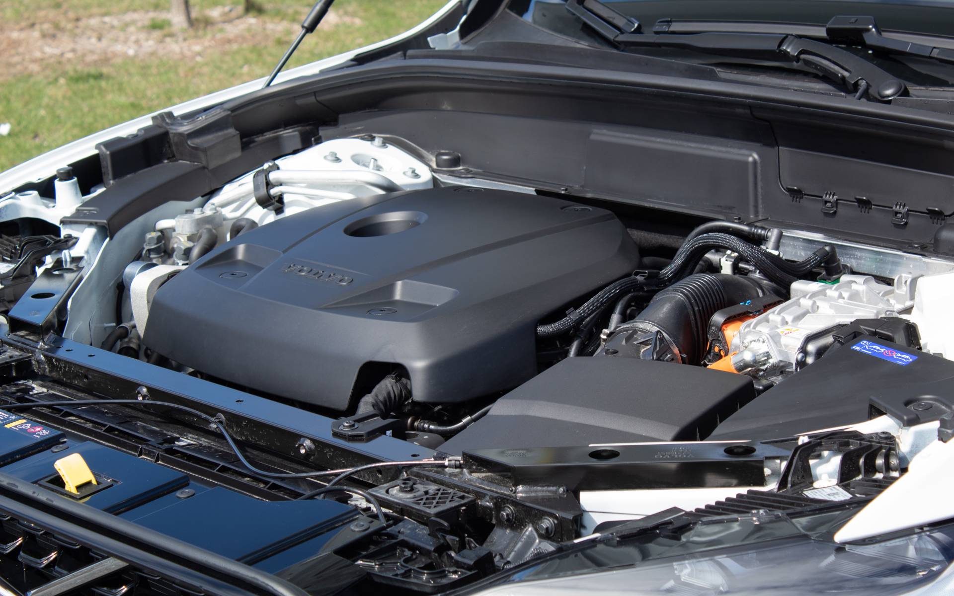 <p>Volvo XC60 Recharge 2022</p>