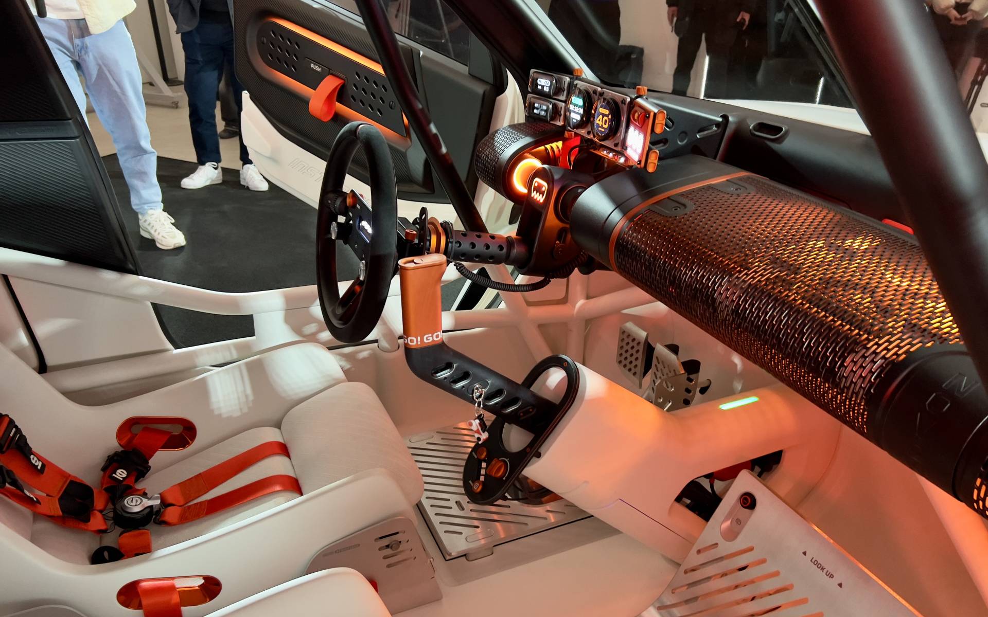 <p>Hyundai Insteroid Concept</p>