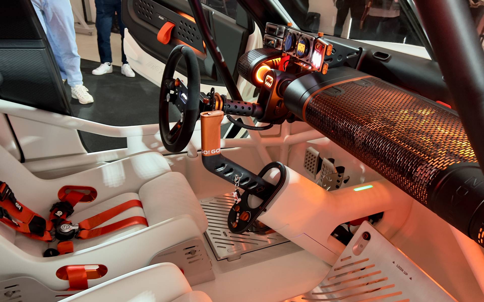 <p>Hyundai Insteroid Concept</p>