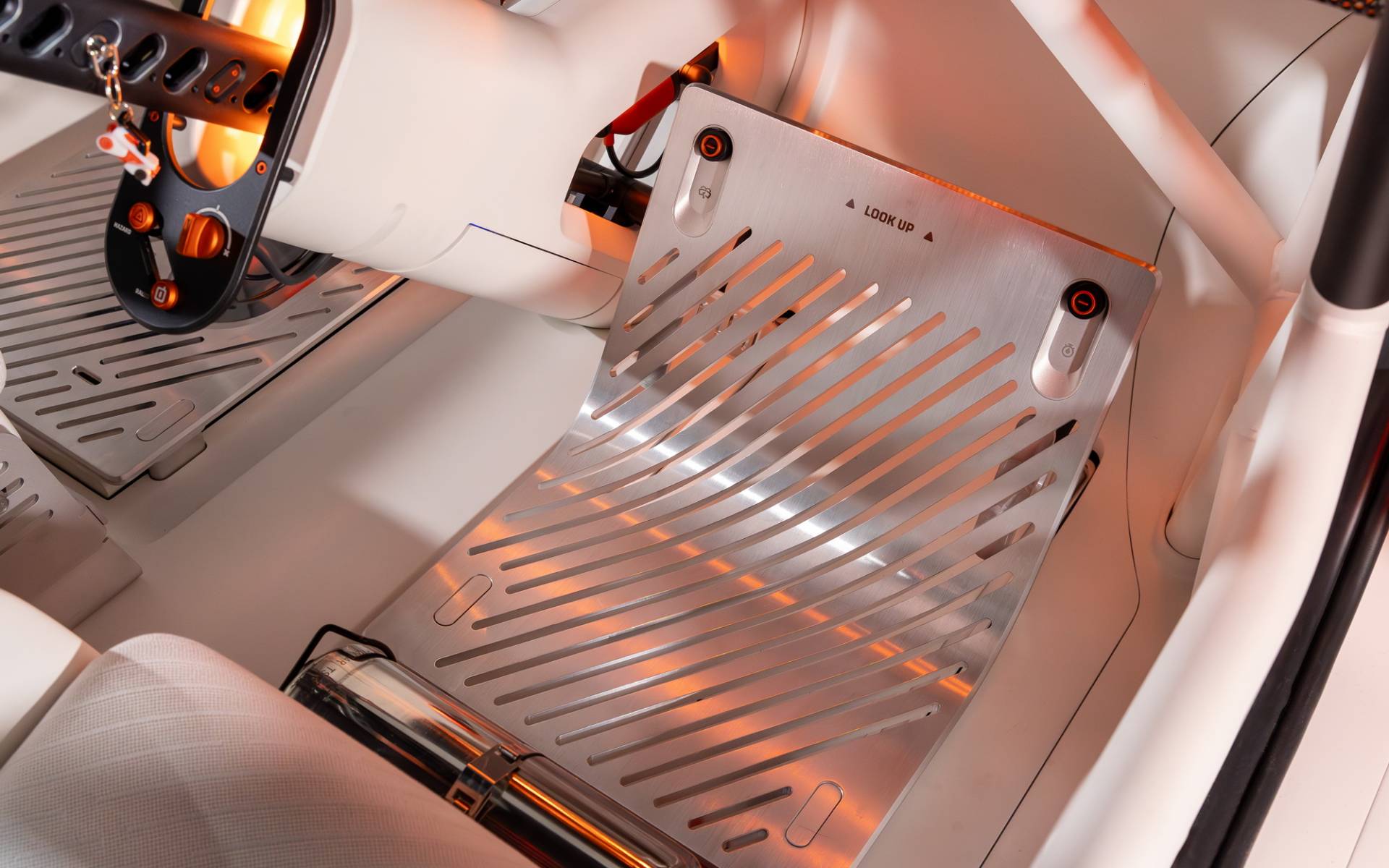 <p>Hyundai Insteroid Concept</p>