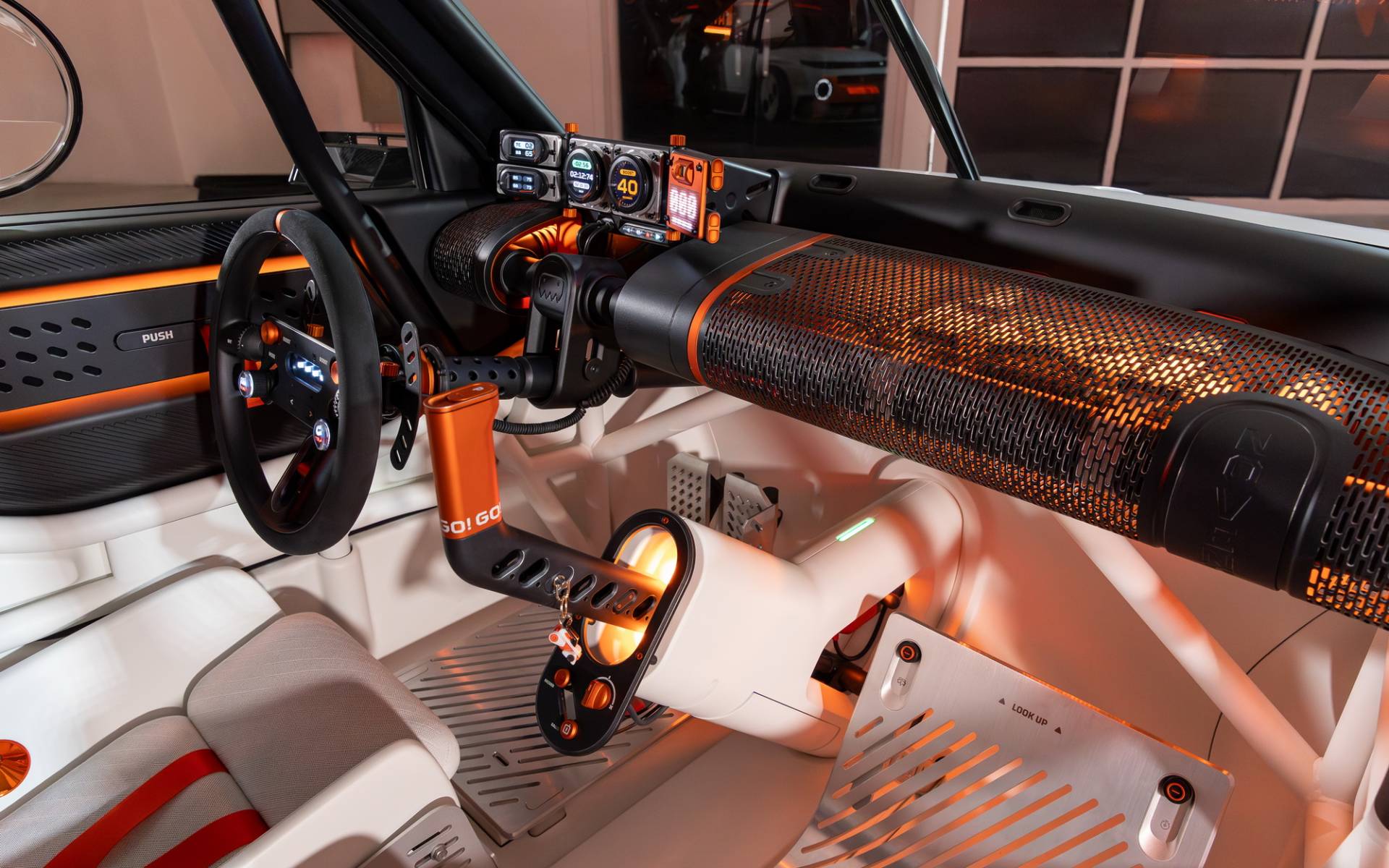 <p>Hyundai Insteroid Concept</p>