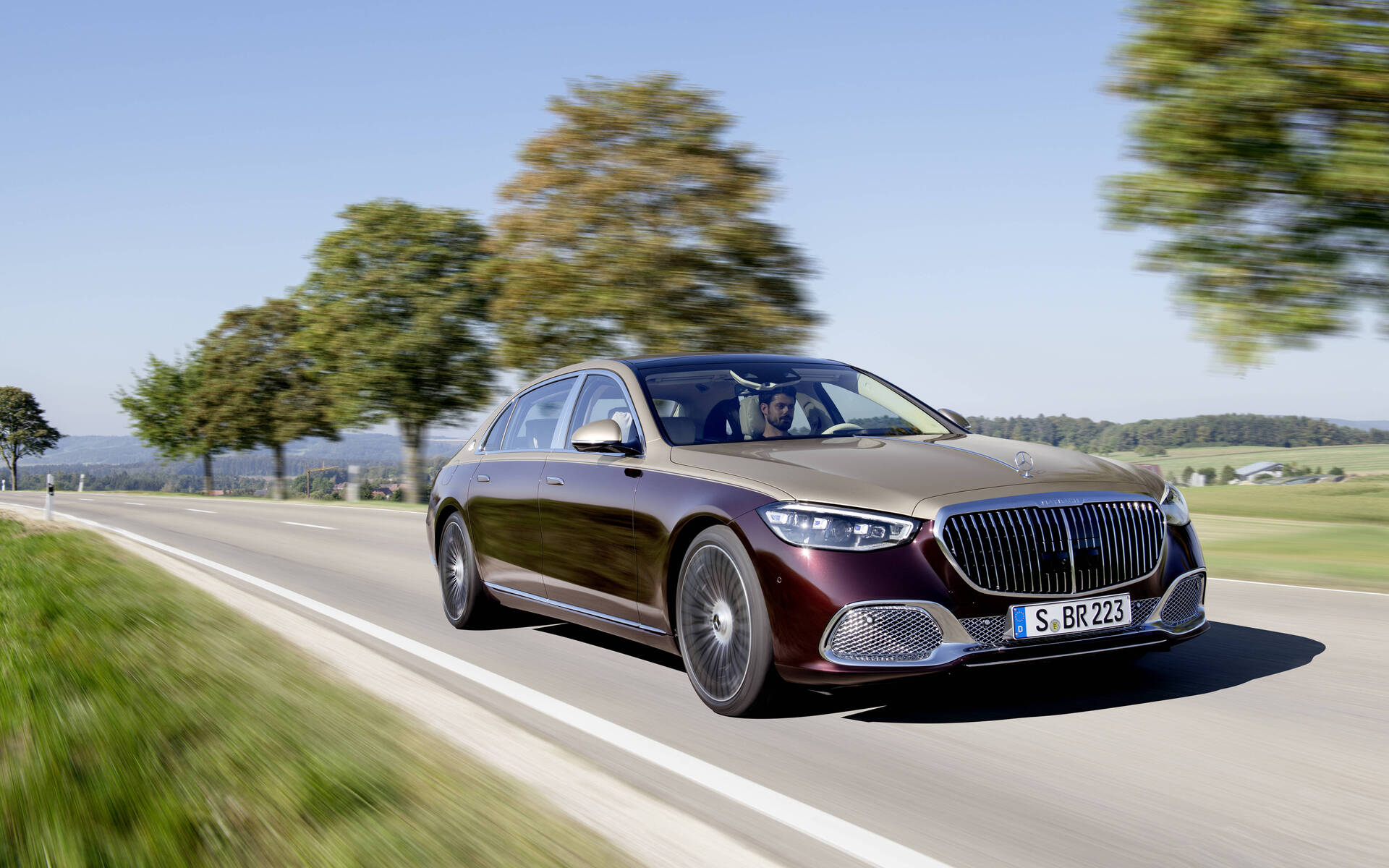 <p>Mercedes-Maybach </p>