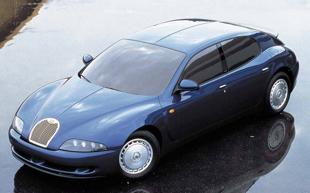 <p>Bugatti EB112 (1993, dessiné par Ital Design)</p>