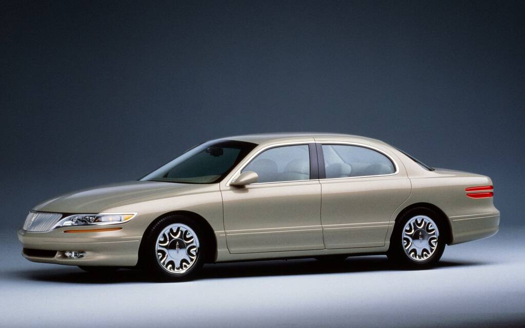 <p>Lincoln Contempra (1994)</p>