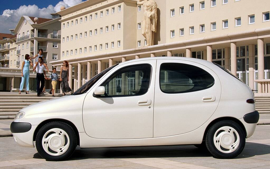 <p>Citroën Berlingo (1996)</p>