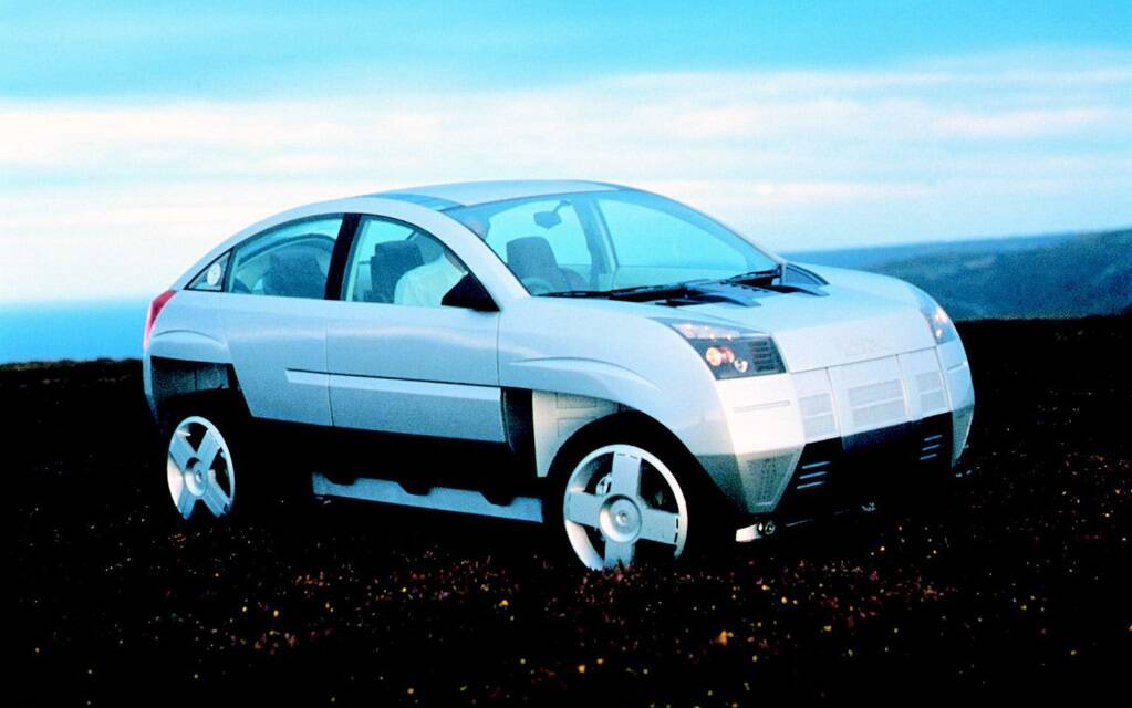 <p>Suzuki Kai (1999)</p>