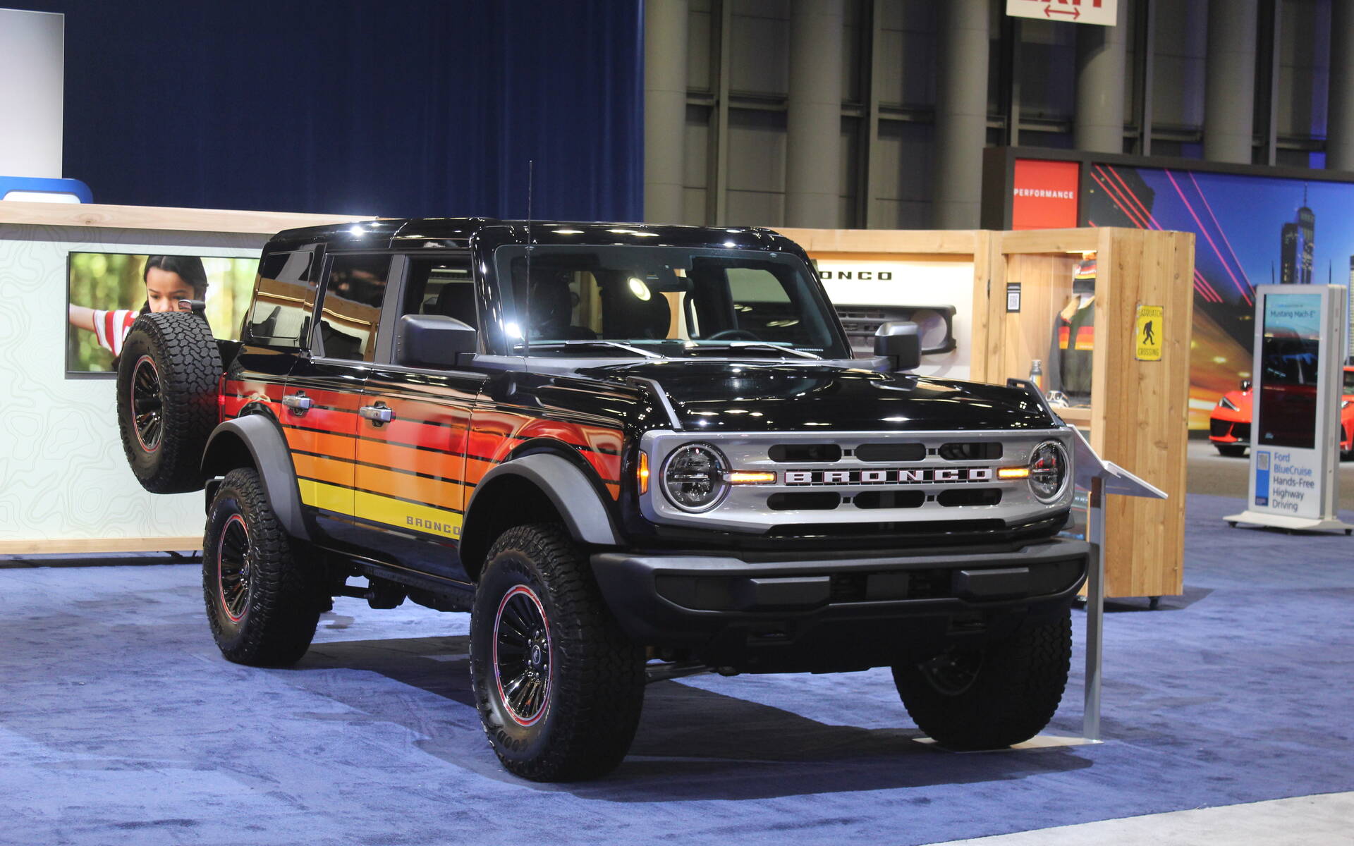 <p>Ford Bronco Free Wheeling</p>