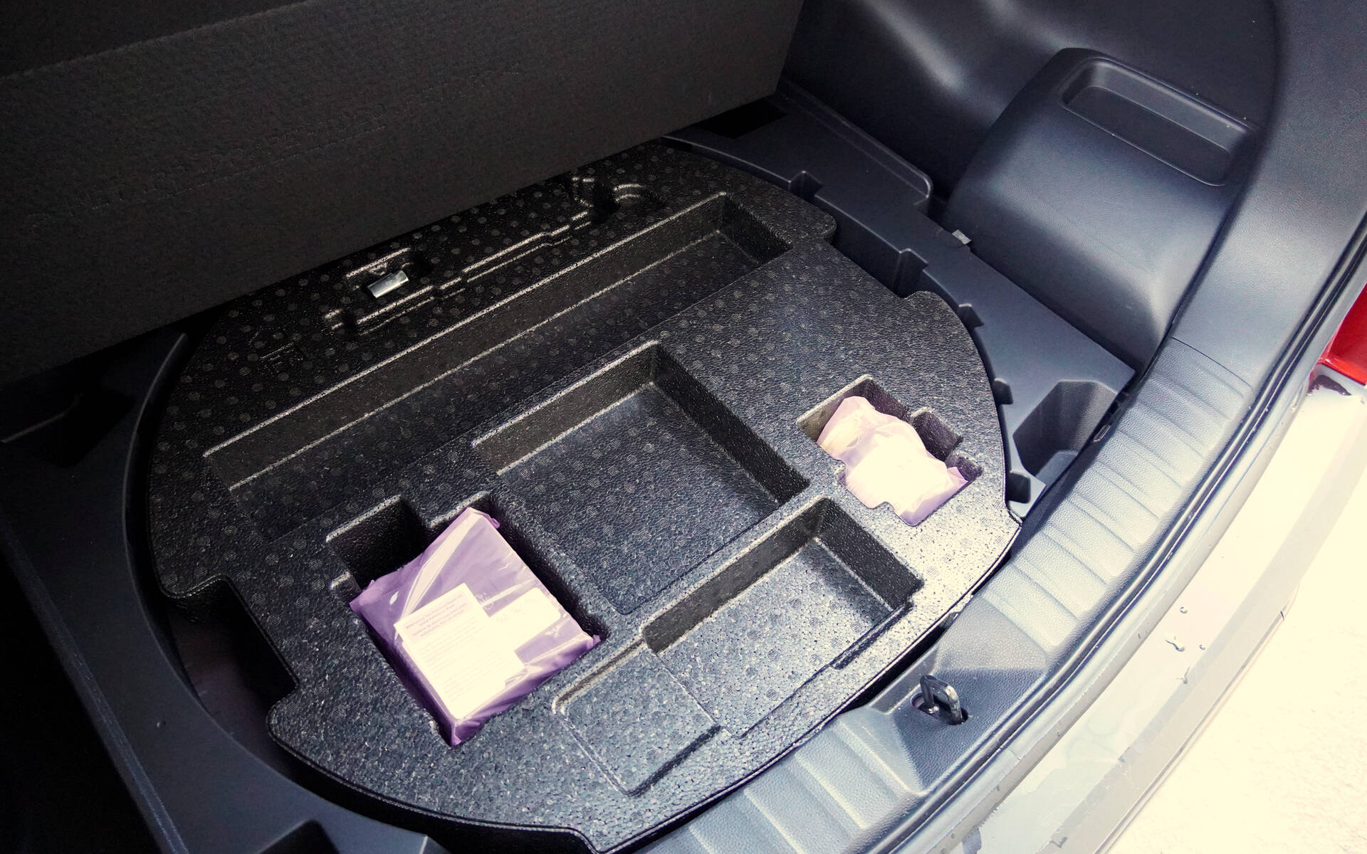 <p>Toyota Corolla Cross Hybride SE 2025</p>