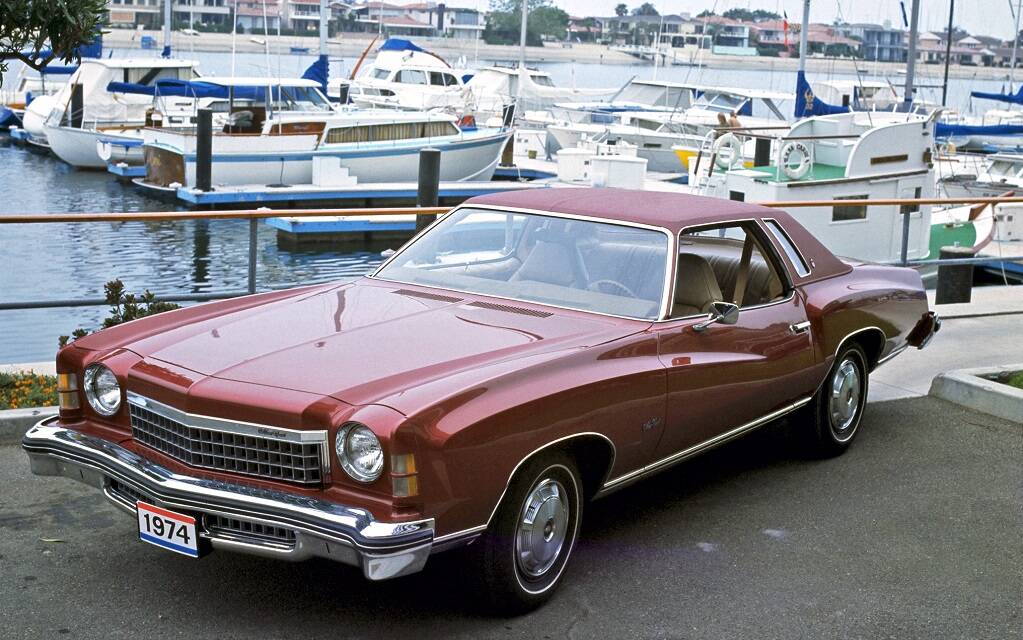 <p>Chevrolet Monte Carlo Landau 1974</p>