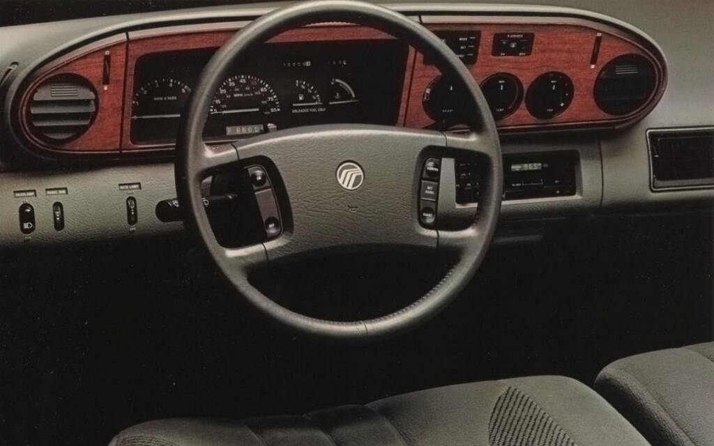 <p>Mercury Sable 1986</p>