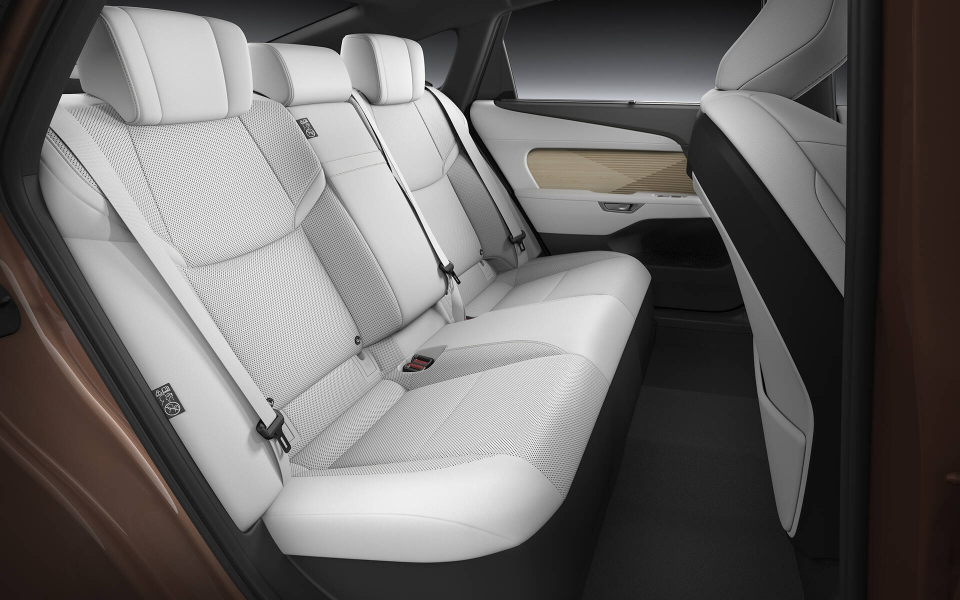 <p>Lexus ES 500e 2026</p>