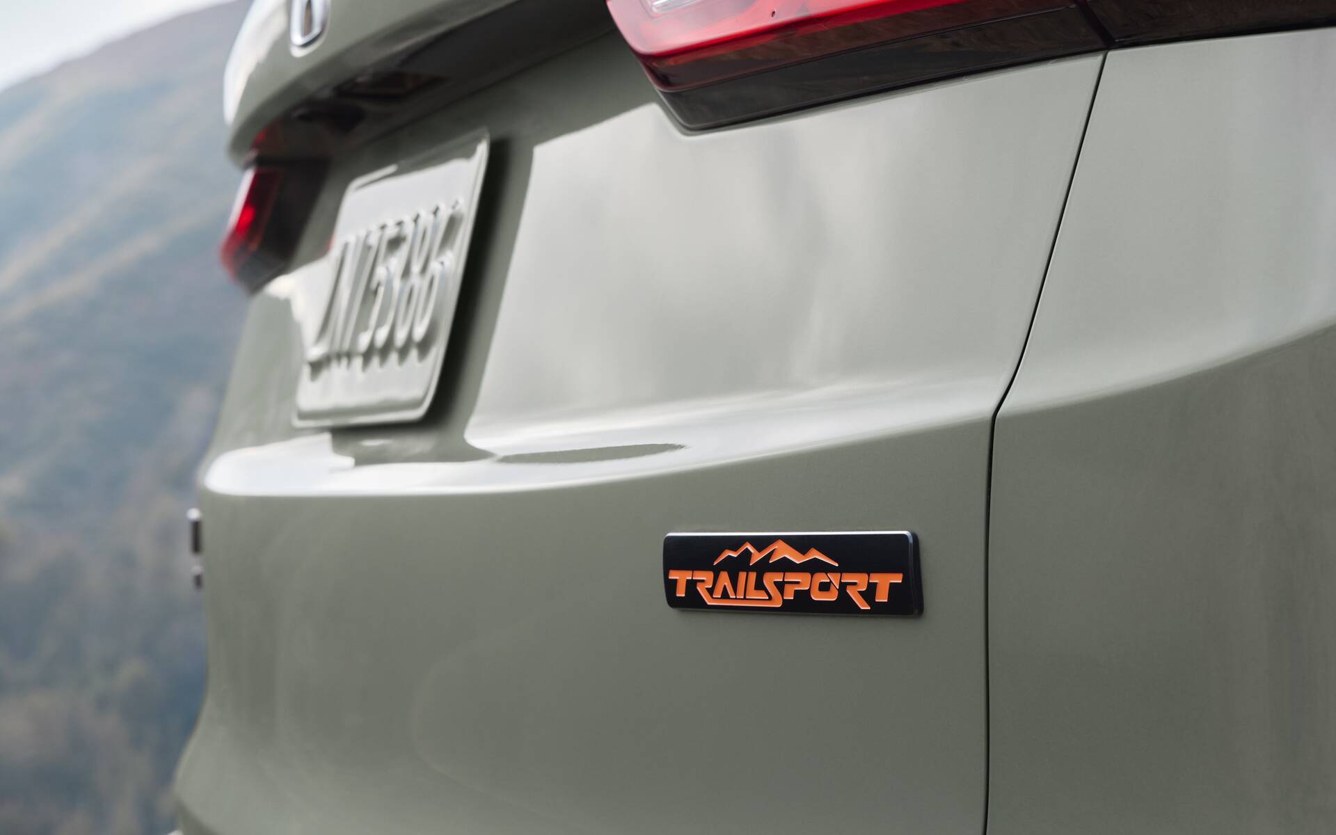 <p>Honda CR-V TrailSport</p>