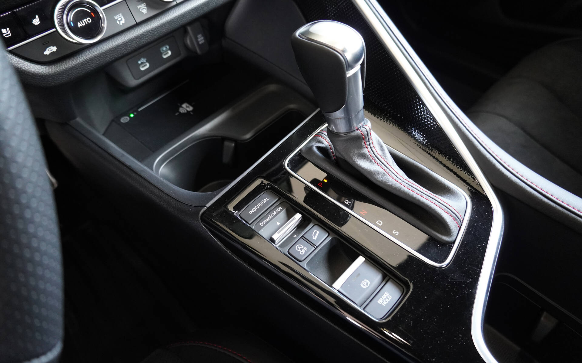 <p>Acura ADX A-SPEC Élite 2025</p>