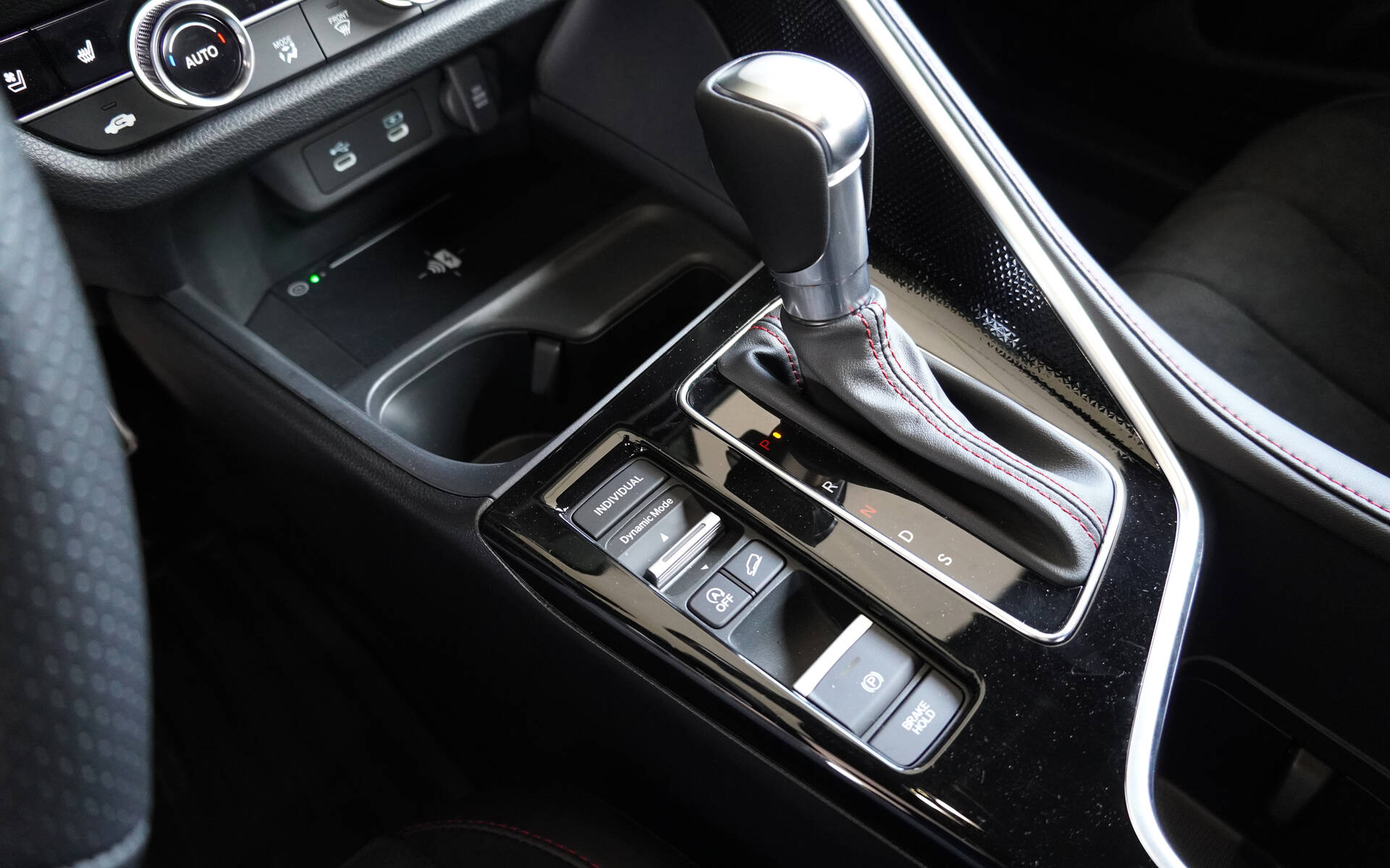<p>2025 Acura ADX A-SPEC Elite</p>