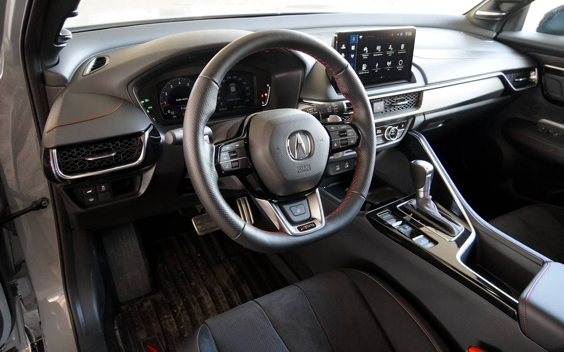 <p>2025 Acura ADX A-SPEC Elite</p>