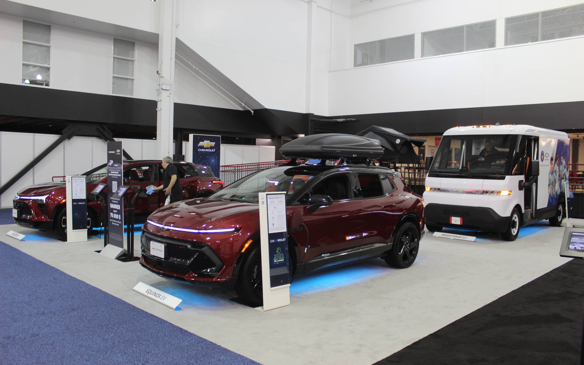 <p>Les Chevrolet Equinox EV et le Blazer EV sont également exposés.</p>