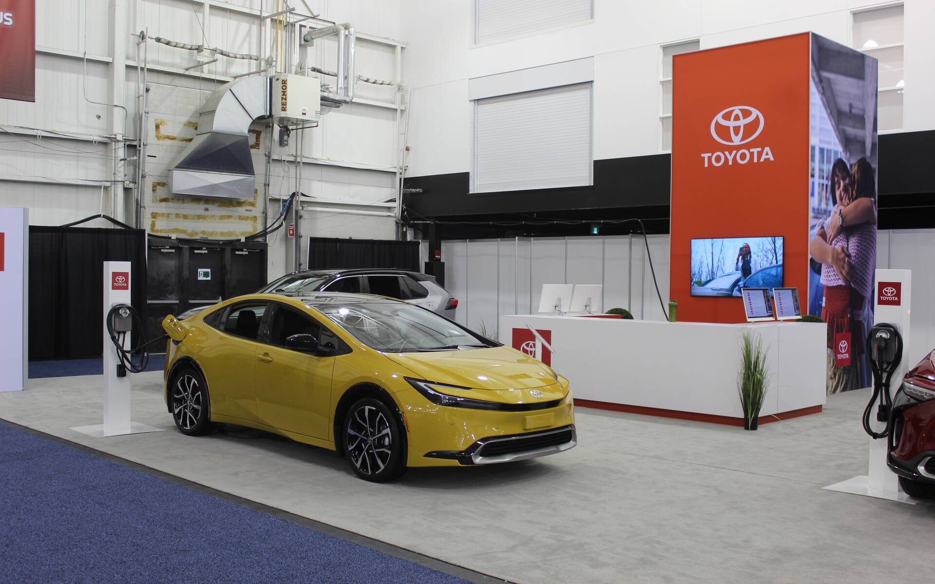 <p>Toyota Prius hybride rechargeable 2025</p>